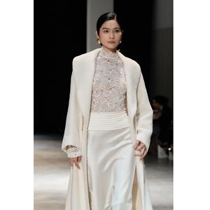 Hauts pour femmes de haute qualité, nouvelle collection, ODM GISELLE TOP, 92% POLYESTER 8% RAYON, support ODM, hauts basiques pour femmes de WhiteAnt - Product Image 3