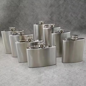 Different Size Silver Stainless Steel Hip Flasks For Bars Counter Events And Party Portable Drink Container <b>Set</b> From India - Product Image 2