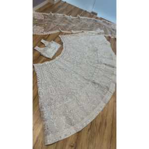 Robe de soirée FB Designer, travail de sequins et de fils, lehenga choli blanc pour les fêtes - Product Image 4