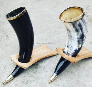 Cuerno vikingo moderno para beber cerveza Ale Mead Cuerno nórdico con acabado pulido para Recreaciones históricas de la India - Product Image 3