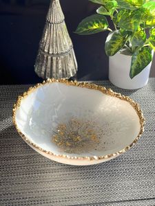 Luxury Decorative Resin Bowl <b>For</b> Dining Room Styling Fruit Serving And Stylish <b>Table</b> Centerpiece - Product Image 1