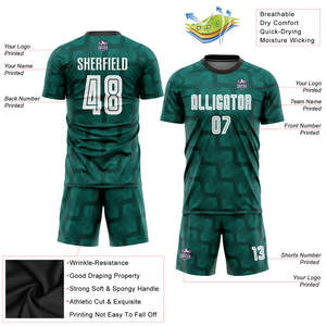 Equipación de Fútbol Directo de Fábrica, Color Verde Bosque, Diseño de Rayas, Uniforme Sublimado para Equipo, 100% Poliéster, Ventilación de Alta Gama - Product Image 3