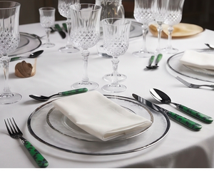Ensemble de couverts à motif floral, métal noir mat avec poignées vertes, passe au lave-vaisselle, pour la salle à manger, les fêtes et les restaurants - Product Image 3