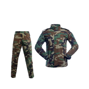 Uniforme Táctico para Hombre de Alta Calidad, Personalizado, con Camuflaje Desértico de Tres Colores, Impermeable, Transpirable, de Lona, para las 4 Estaciones - Product Image 1