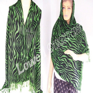 Écharpe élégante en viscose tricotée à imprimé animal pour femme, douce, légère, tendance, pour l'hiver et l'automne, cache-cou stylé - Product Image 4