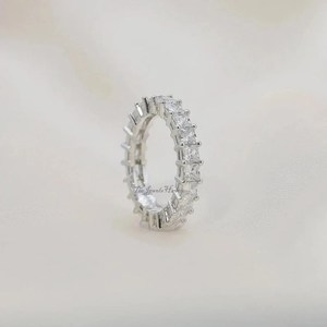 Anillo de Eternidad Completo con Moissanita Incolora Corte Princesa, Anillo de Boda a Juego, Anillo de Eternidad Completo con Ajuste Cómodo, Regalos de Aniversario - Product Image 5