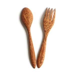 Juego de Cuchara y Tenedor de Madera de Coco Hechos a Mano – Diseño Suavemente Curvado, Grano de Madera Natural Único, Rústico, Sostenible - Product Image 2