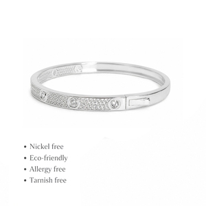 Brazalete Clásico de Plata 925 con Diamantes Redondos en Canal, Bañado en Rodio, Joyería Unisex para Uso Diario - Product Image 3