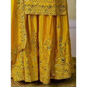Ensemble de soirée élégant en polyester de créateur : haut Salwar Kameez avec pantalon Sharara Plazzo et Dupatta - Product Image 4