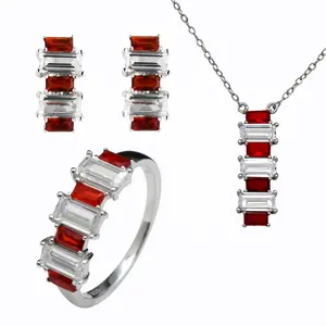 À la mode trois pièces ensemble de bijoux griffe réglage baguette coupe rubis grenat CZ diamant blanc 925 bague en argent Sterling boucle d'oreille collier