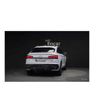 Audi Q5 40 TDI Quattro Premium Sportback Abril 2022 29,851 km Diésel Asientos de Cuero Volante a la Izquierda Cámara Trasera - Product Image 4