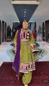 Robe traditionnelle Kuchi brodée en dentelle de chiffon artisanale, robe afghane pour femme, robe de soirée, robe afghane pour femme, marque personnalisée. - Product Image 5