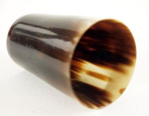 Verre à boire artisanal en corne naturelle |   Gobelet écologique en corne de buffle, verre artisanal de qualité supérieure en corne de buffle pour jus et eau - Product Image 2