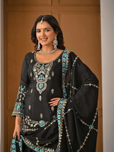 Conjunto de Salwar Kameez de Diseño con Cuello Redondo y Dupatta, en Tela de Seda Pura, Estilo WALIMA / Moda Pakistaní / Especial Festivo, de SIE - Product Image 3