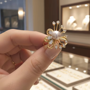 Anillo de Oro con Perlas y Flores Estilo Vintage, Joyería de Diseño, Regalo para Mujer, Ideal para Fiestas - Product Image 5