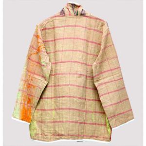 Livraison GRATUITE – Veste longue d'hiver réversible matelassée Kantha brodée Suzani faite à la main pour femme, style bohème, avec logo flèche, valeur maximale 20$ - Product Image 6