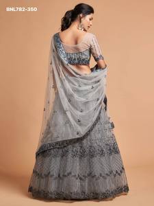 Ensemble Lehenga-Choli gris de qualité supérieure en tissu filet doux avec broderie Zari-Badla-Thread-Multiple Sequin, coupe trapèze, pour femme, exportateur de mode - Product Image 3