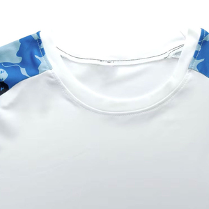 Camisa de Pesca Unisex de Manga Larga, Color Blanco con Mangas de Camuflaje Azul, Impresión por Sublimación, Protección UPF 50 Anti-UV, Impermeable, Frente de Poliéster - Product Image 4