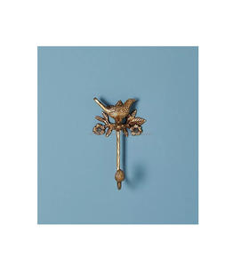 Crochets muraux en laiton riche avec vernis antique parfaits pour les espaces élégants de la maison nécessitant une utilité supplémentaire - Product Image 1