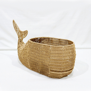 Panier de rangement multifonction en rotin tressé fait main, écologique, style minimaliste rond pour l'organisation et l'embellissement du salon - Product Image 2