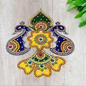 Royal Peacock Shape Acrílico Rangoli Set Regalo de mesa para su decoración del hogar - Product Image 1