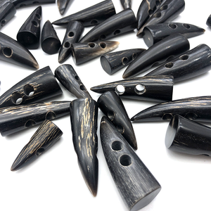 Botones de Cuerno de Buey Auténtico de 2 Agujeros, Estilo Retro, Color Natural, Personalizados, de Primera Calidad, para Suéteres, Venta al Por Mayor - Product Image 4