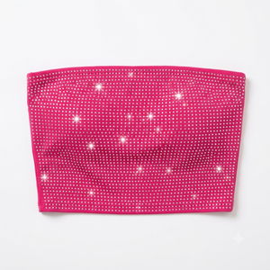 Haut bandeau tube rose vif personnalisé avec strass pour femme, coupe ajustée, sans bretelles, style crop top, vêtement de soirée scintillant et glamour sur mesure - Product Image 3