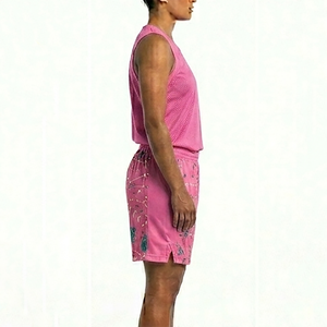 Tenue de basketball facile à porter, design actuel, qualité supérieure, respirante, pour usage régulier. - Product Image 3