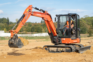 ขายส่งรถขุดขนาดเล็กแบบตีนตะขาบ Kx165 มือสอง 3 ตัน ชั่วโมงการใช้งานต่ำ คุณภาพสูง มอเตอร์คุณภาพดี ได้รับการรับรอง EPA CE ประเทศไทย - Product Image 5