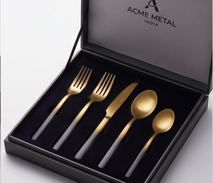 Ensemble de couverts modernes en or mat avec manches dégradées noires, compatibles lave-vaisselle, pour mariage, fête, usage quotidien et restaurant - Product Image 3