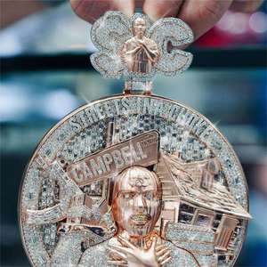 จี้รูปคนแบบนูน 3 มิติ ดีไซน์หรูหราจากโรงงานชั้นนำ ประดับเพชรโมอิสซาไนต์ ทรงกลม สไตล์ฮิปฮอป หนาแน่น - Product Image 4