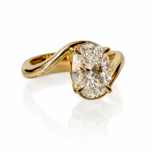 Anillo de Compromiso Clásico con Diamante Cultivado en Laboratorio CVD, Color DEF, Claridad VS-VVS, Certificado IGI, Oro Puro de 14K, 1.25 CT, Corte Oval, Solitario - Product Image 2