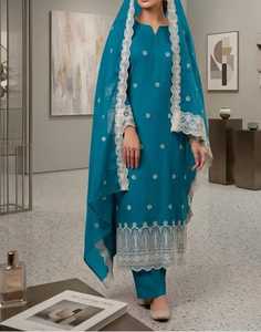 Vestido Shalwar Kameez Azul de Chifón para Mujer de Ismail Impex - La Mejor Calidad, Estilo de Fiesta, Precio Bajo de Pakistán e India - Product Image 1
