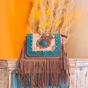 Bolso Cruzado de Cuero Genuino Venus Leathers, Estilo Western, Hecho a Mano, con Patrón Floral y Letras, con Cremallera, Portátil, para Viaje, Talla 7 - Product Image 1