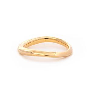 Bague solitaire de luxe en or jaune 14K avec diamant de laboratoire taille poire ancienne de 2,5 carats certifié IGI, sertie clos, et alliance assortie - Product Image 4