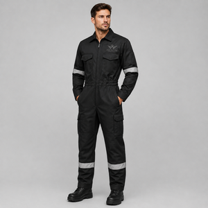 Traje de Seguridad Premium de Alta Visibilidad, Diseñado con Construcción Duradera, Ajuste Cómodo y Tiras Reflectantes - Product Image 4