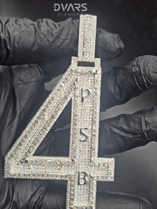 Nouveauté : Pendentif personnalisé Hip Hop en argent sterling avec moissanite, pendentif numéro et initiales, pendentif lettre et numéro personnalisés - Product Image 4