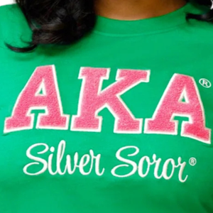 เสื้อยืดสีเขียวชมพู AKA สีเงิน ผ้าเชนิลล์ สำหรับผู้หญิง แขนสั้น คอกลม ลำลอง ผ้าฝ้าย พิมพ์ลายกราฟิก เสื้อยืดแฟชั่น สำหรับใส่ทุกวัน - Product Image 2