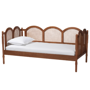 Sofá Cama de Lujo de Madera de Teca Sólida con Cabecera Triple Arqueada y Panel de Mimbre Natural - Product Image 1
