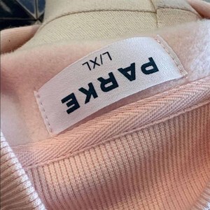 เสื้อสเวตเชิ้ตพิมพ์ลายหัวใจสีชมพูทรงโอเวอร์ไซส์ปักลาย 2 ชิ้น ชุดลำลองสำหรับผู้ชายใส่ในฤดูใบไม้ร่วง ผ้าเฟรนช์เทอร์รี่ถัก - Product Image 5