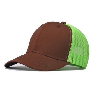 Gorra Trucker Unisex TRAMA SPORTS APPAREL, Transpirable, Impermeable, con Malla en la Parte Trasera, 6 Paneles, Gorra de Béisbol de Nailon con Contraste de Color, Gorra Estilo Dad Hat - Product Image 4