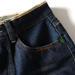 Pantalones Cortos de Mezclilla Rotos para Hombre, Estilo Casual, Cintura Media, Cierre de Botones, Color Sólido, 100% Algodón Tejido Transpirable - Product Image 2