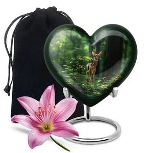 Coeur en laiton pour toujours Mini urne souvenir de crémation pour les cendres humaines Belle petite urne Urne de couleur rouge avec étui Premium - Product Image 3