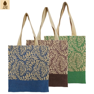 Sac fourre-tout en jute imprimé feuilles avec panneau coloré, style bohème, sac de shopping en jute naturelle non laminée, sac d'exportation en gros - Product Image 1