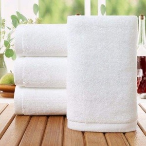Toalla Blanca de Algodón Puro de 550 GSM, Toalla de Baño Premium de Lujo, Suave, Gruesa y Absorbente para Hotel, Resort, Spa, Gimnasio, Piscina y Uso Doméstico - Product Image 5