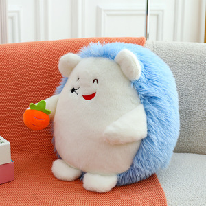 Nuovo Peluche a Tema Fragola e Ravanello, Simpatico Piccolo Cignotto in Stile Cartone Animato, Bambola di Comfort per Bambini con Imbottitura in Cotone PP - Product Image 3