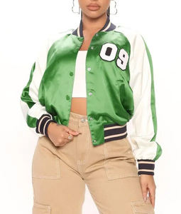 Veste en satin courte personnalisée pour femmes avec logo, doublure en polyester respirante, confortable pour les activités hivernales en extérieur, faible MOQ et prix - Product Image 5