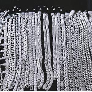 Cadena cubana de plata 925 con diamantes de moissanita de alta demanda para hombre, estilo hip hop con incrustaciones, disponible a buen precio. - Product Image 2