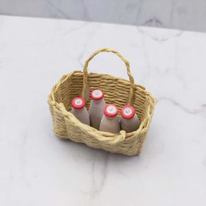 Adorable Cesta Tejida de Mimbre en Miniatura para Decoración de Casa de Muñecas 1:12, Manualidades DIY, Toque Estético Perfecto o Empaque de Regalo Único - Product Image 4