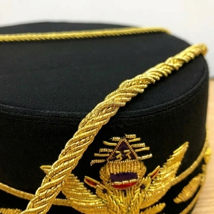 Chapeau maçonnique en velours noir avec symbole oculaire brodé or, insignes formels pour adultes, 100 % laine, réglable, toutes saisons - Product Image 5